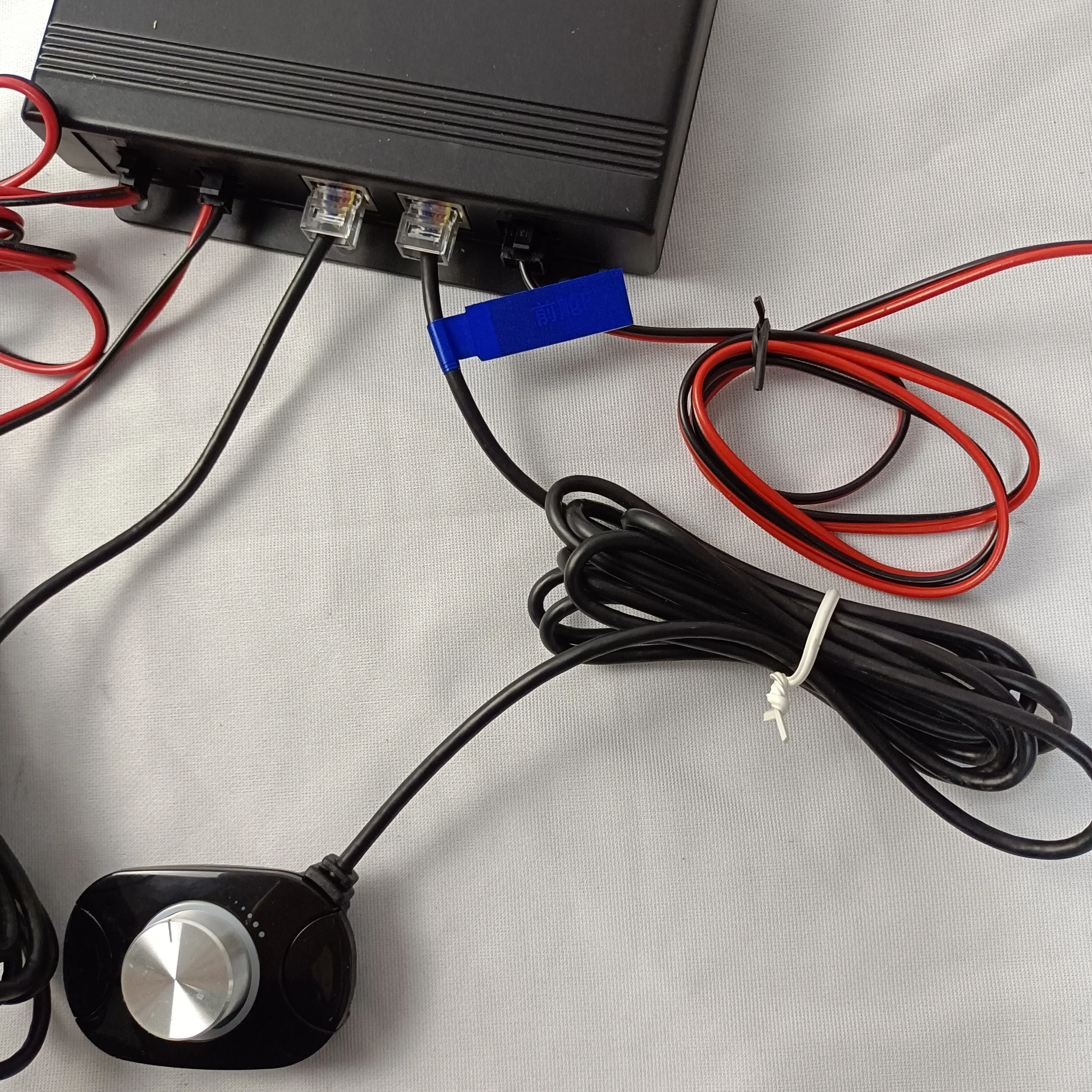 China Manufacturer Wired Car Intercom System For Mini Bus Luxury Vip Cars MPV