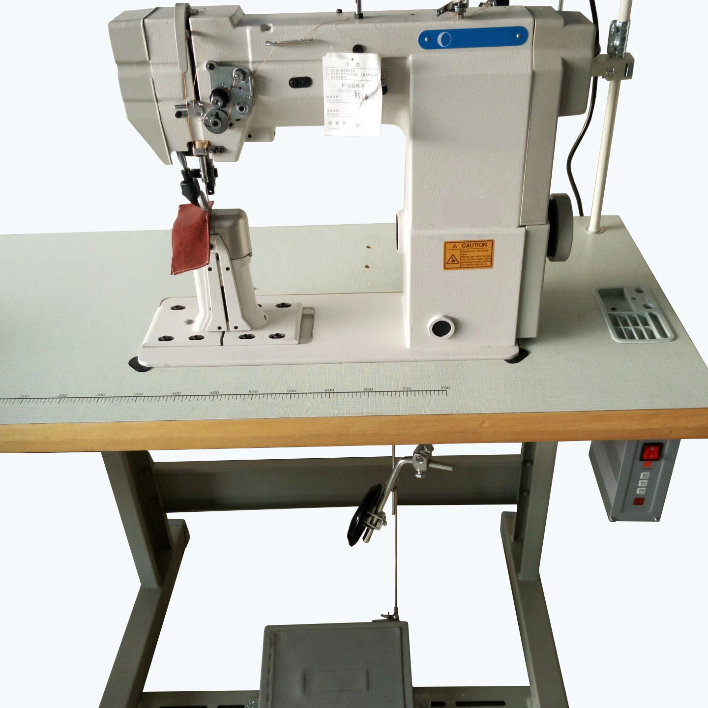 9910 single needle post bed Laura machine big hook heavy duty triple feed lockstitch industrial sewing machine