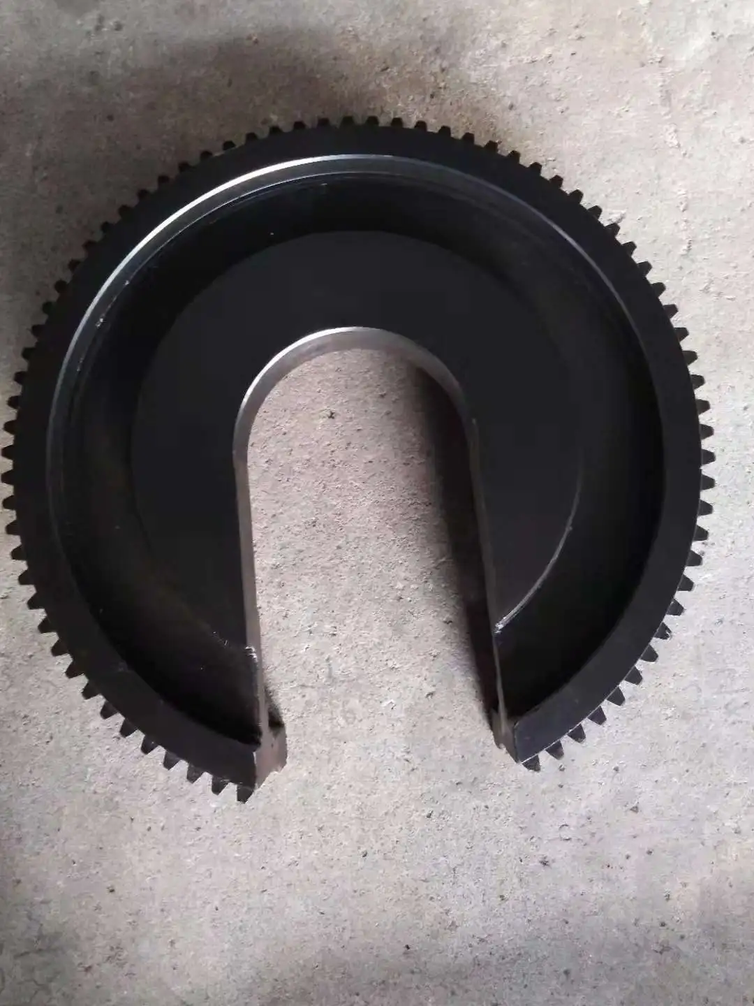 
Open mouth ring gear cover of XQ140/12A Hydraulic tubing power Tong for drilling on Wellhead drilling rig 