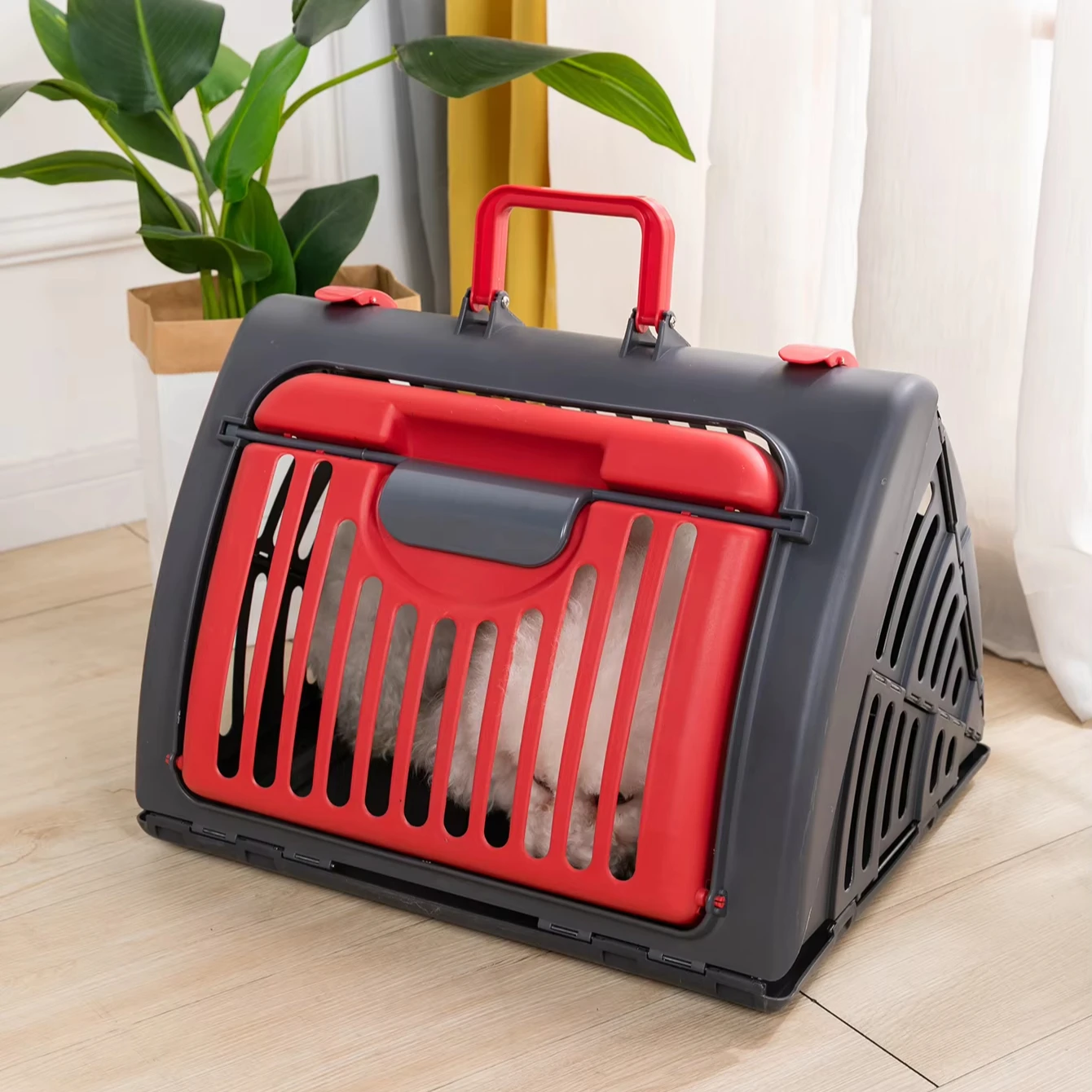 Factory Supply Hot Sale Lightweight Durable Pet Transport Ventilated Easy Cleaning Plastic Pet Carrier Cage