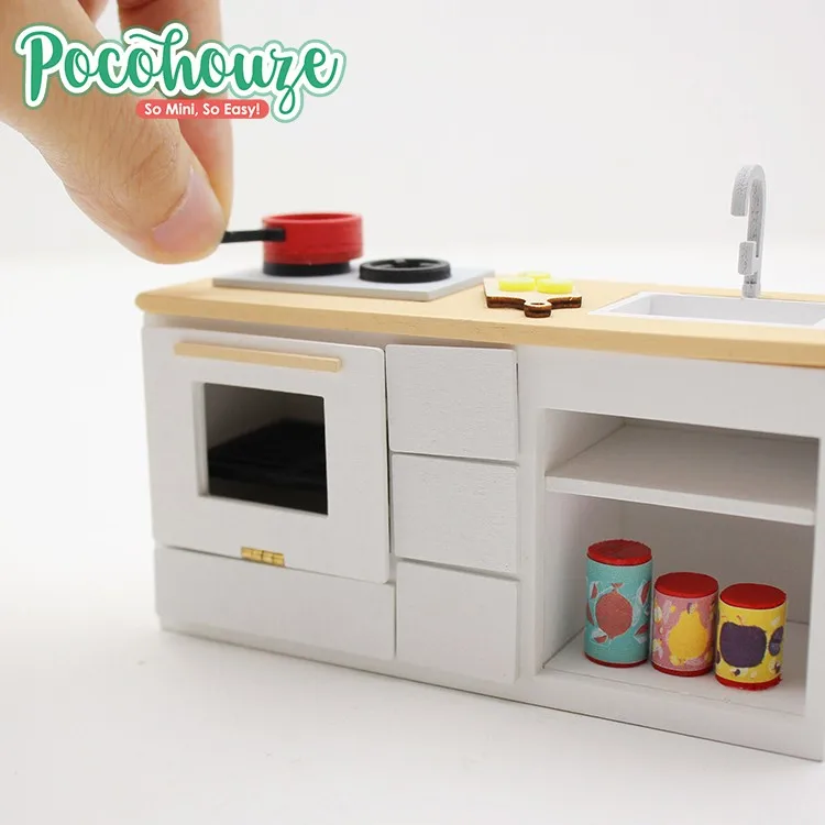 2019 Kid hot wooden mini kitchen decorative house for sale