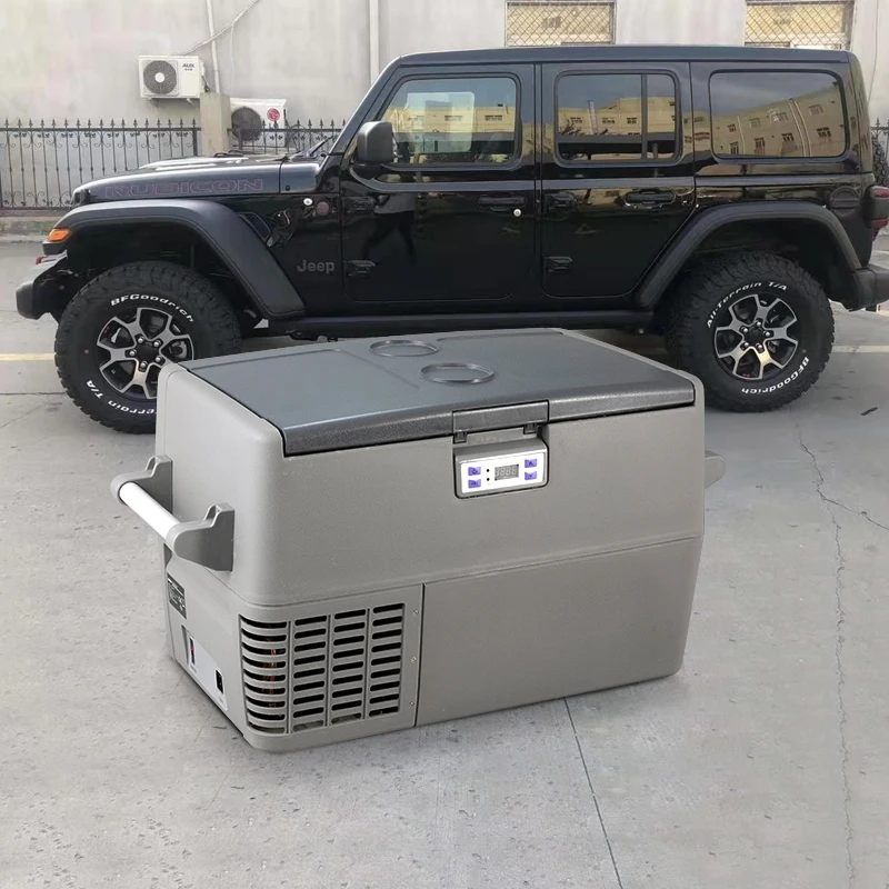 YUTON Dual refrigeration car refrigerator mini small Portable Cooler mini Car Fridge 12v 220v