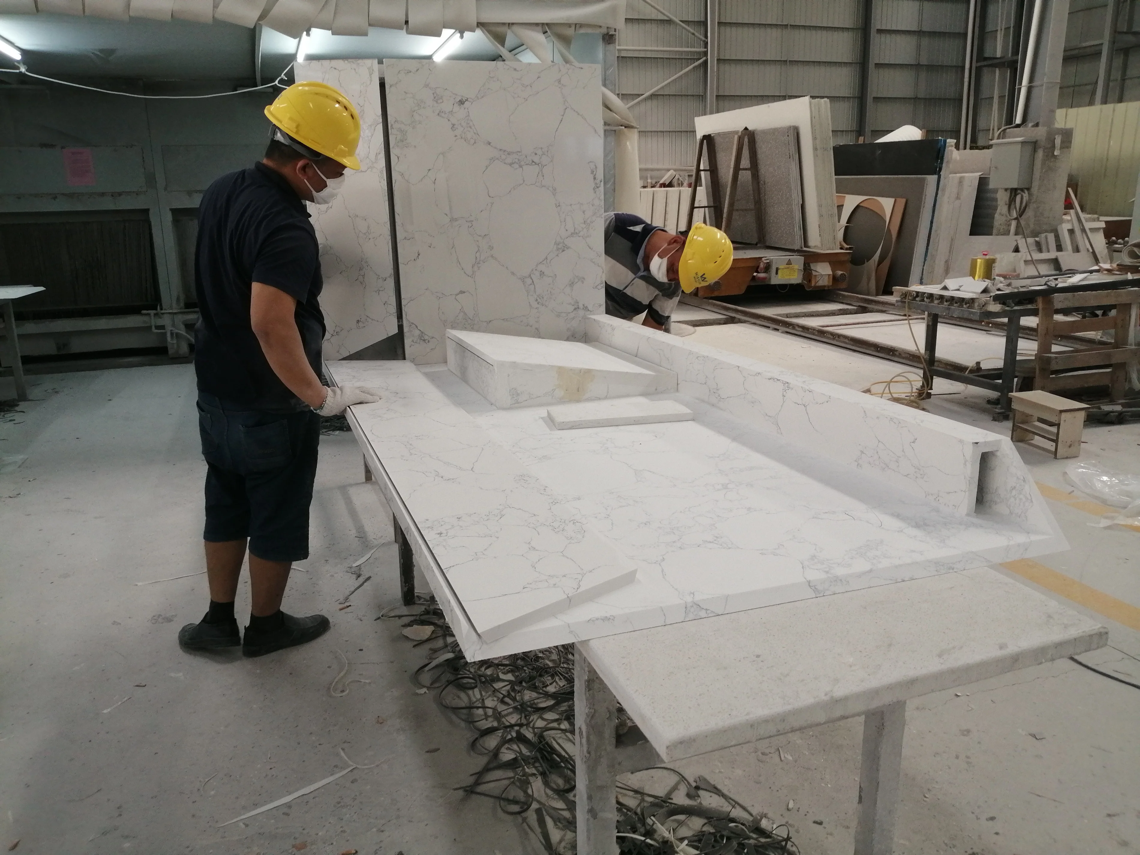 Yunfu Manufacturer 18/20mm White Color Artificial Quartz Stone Slabs for Vanity tops/Desktops