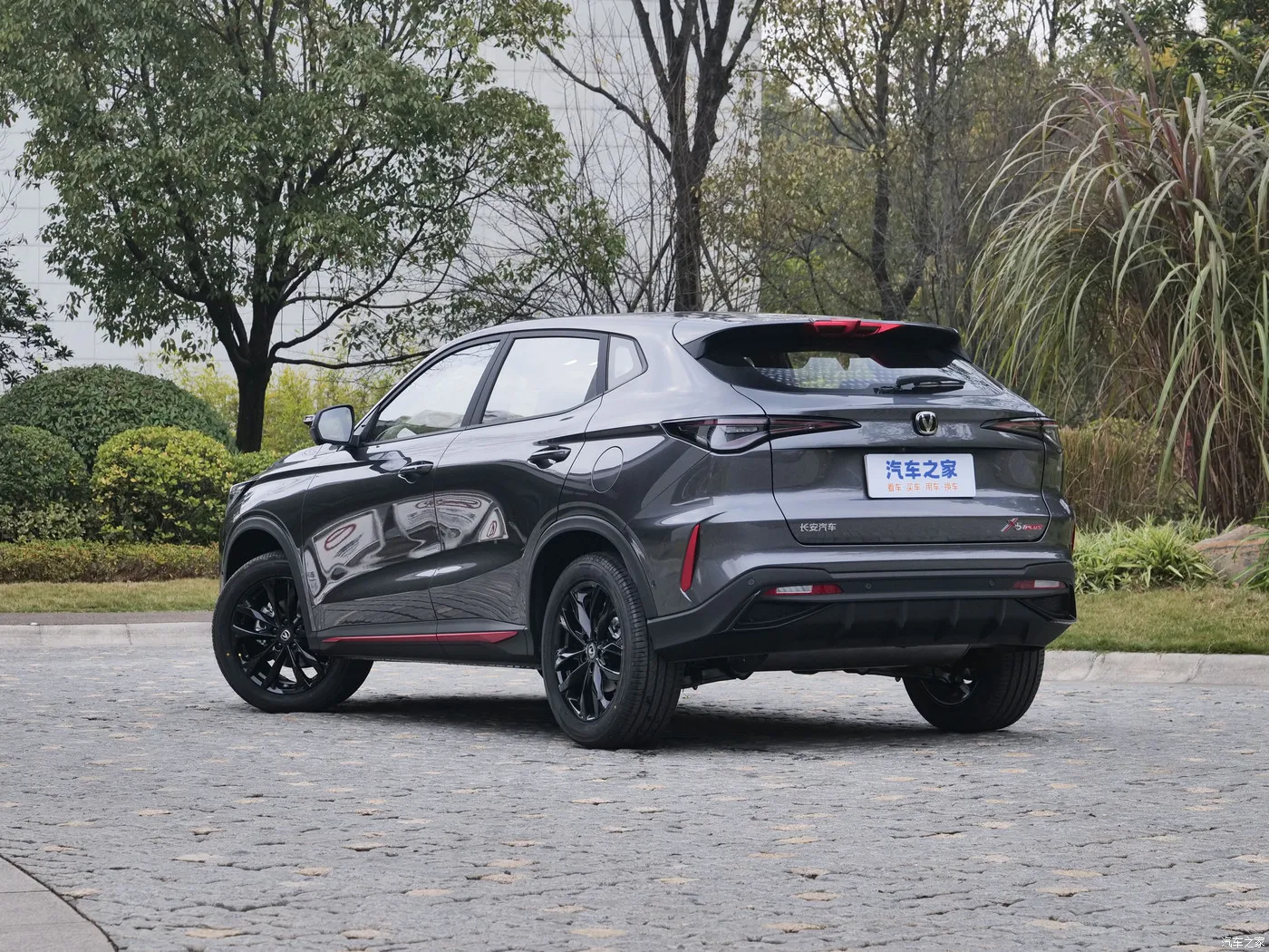 2024 китайский бренд Changan бензиновый автомобиль второго поколения X5 PLUS 1 5 t Dct Тип удовольствия компактный внедорожник новый Plus