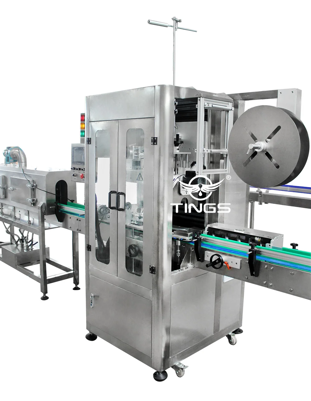 Turnkey Project Automatic PVC Sleeve Shrink Labeling Machine For Round Bottles