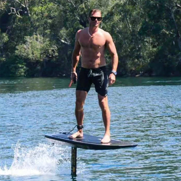 Hotsale Customized large motor 8000W Remote control Jet e-foil board Efoil Surfboard for Water Sports with carbon fiber material