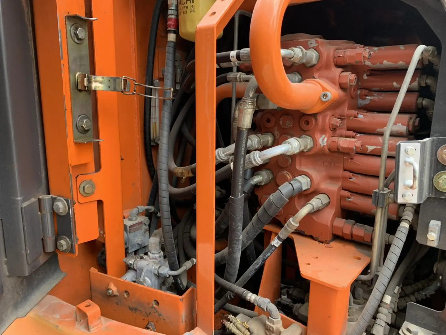  Бывший в употреблении экскаватор hitachi zx 75 сделано