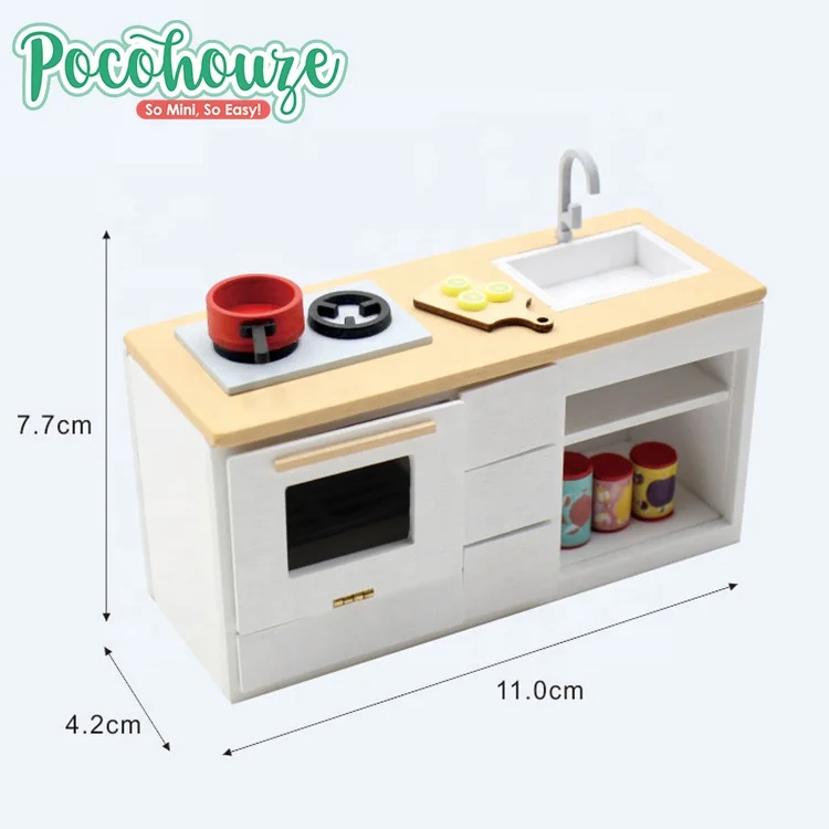 Hot Selling Wooden Kitchen Sets Toys Mini Dolls Home Cooking Toys And Ornaments