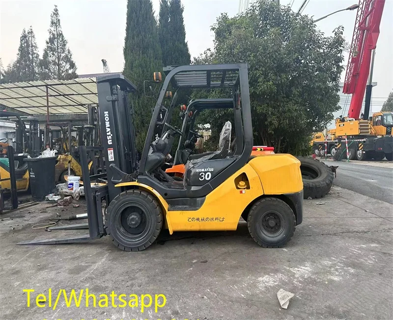 Used Japan Komatsu 3ton FD30 diesel forklift Used Komatsu Forklift for sale in Shanghai