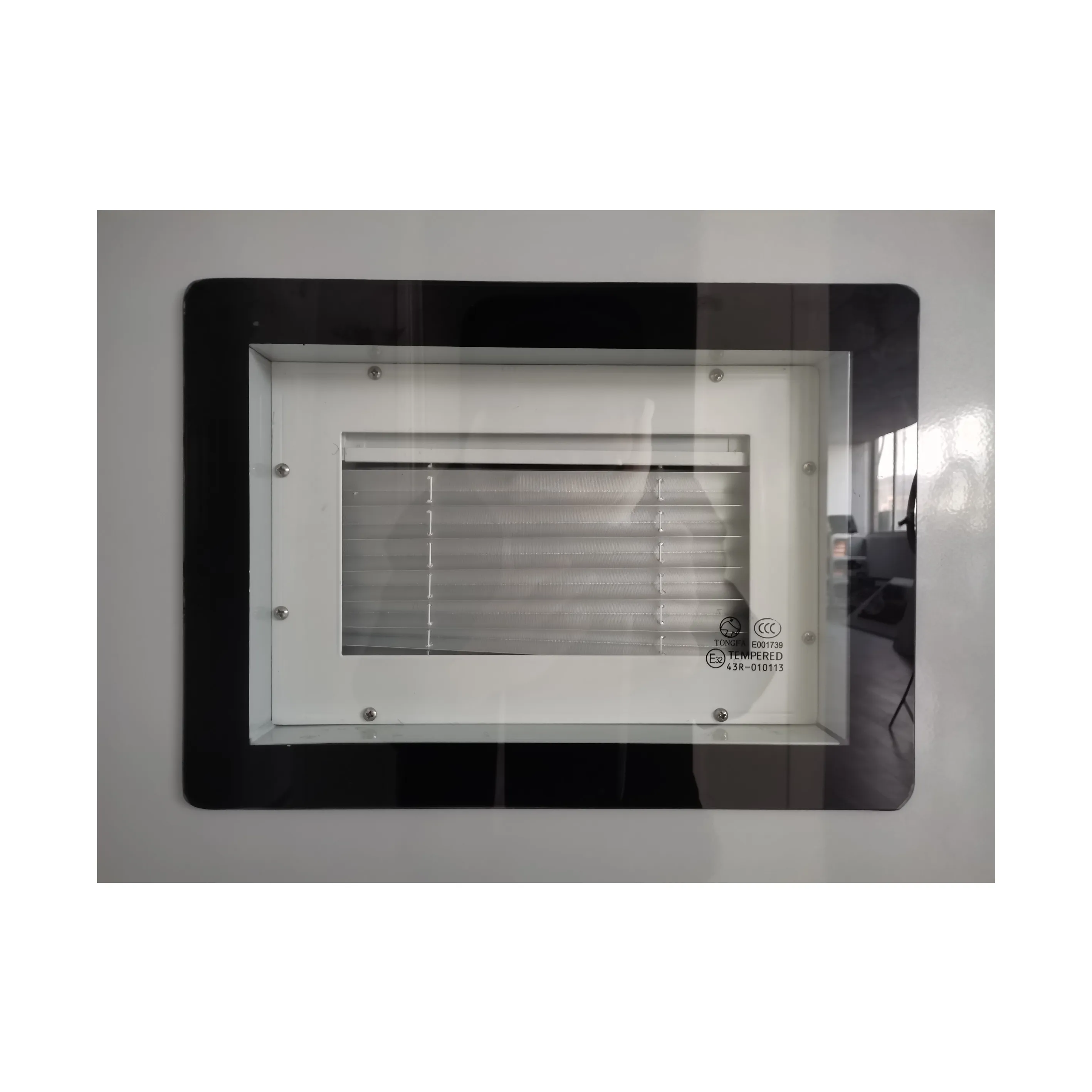 TONGFA custom size high quality sturdy aluminum alloy expedition trailer truck door