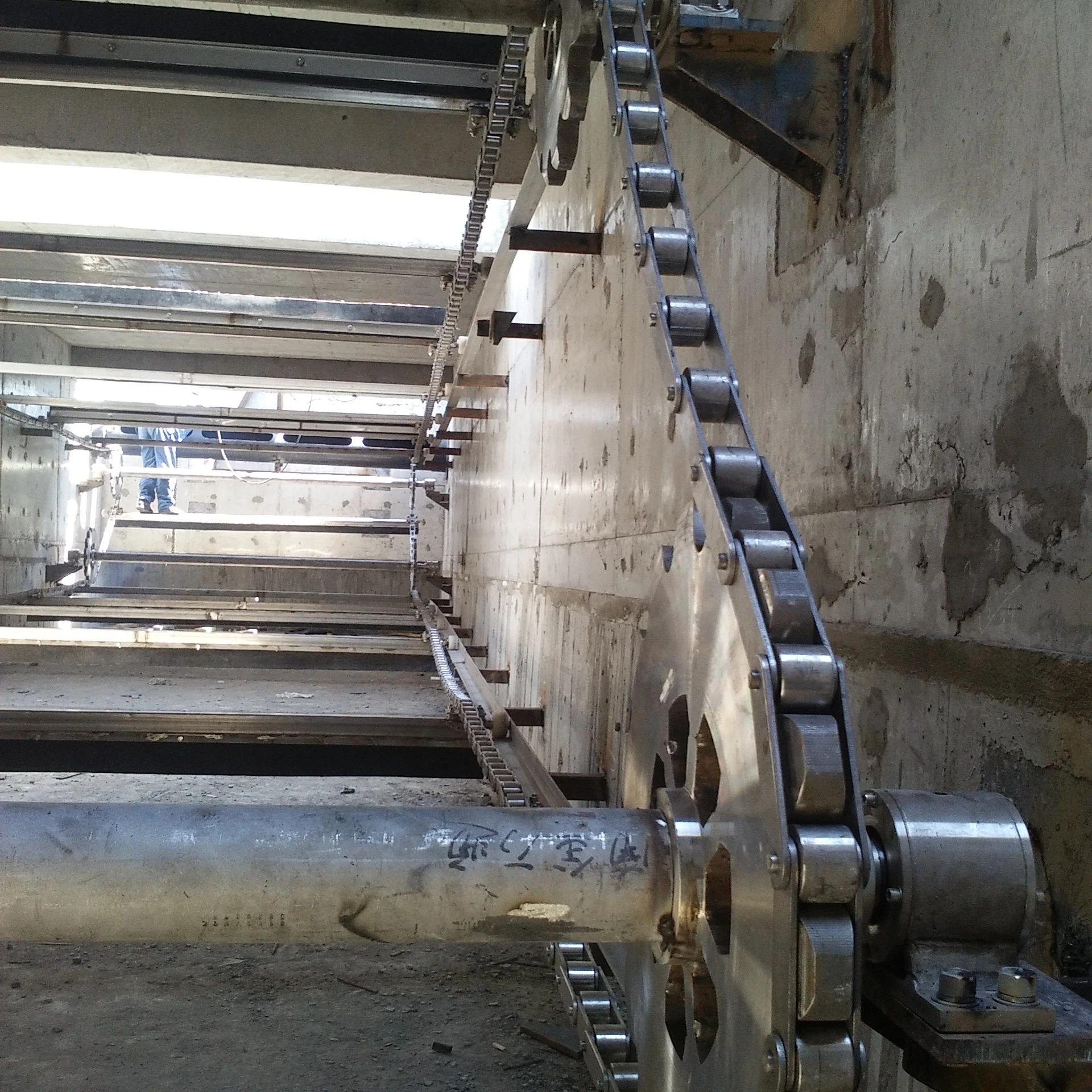 Surface Sludge Scraper Chain Sludge Scraper Central Drive Sludge Scraper