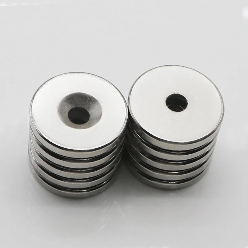 N52 Disc Neodymium Hole Countersunk Magnet