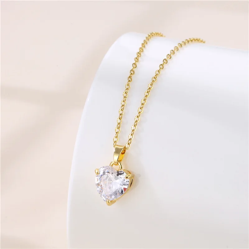 New Heart Shape Zircon Pendant Necklace 18k Gold Plated Stainless Steel Heart Diamond Necklace for Women