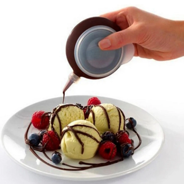 Decorating pastry cream cake tools silicone piping pot kit silicone macaron baking mold set