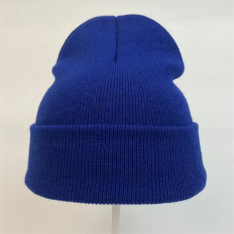 Wholesale Winter Plain Dyed Custom Woven Label 100% Acrylic Warm Knitted Beanie  Knit Hat Cuff Beanie Ginger Blank Hat With Logo