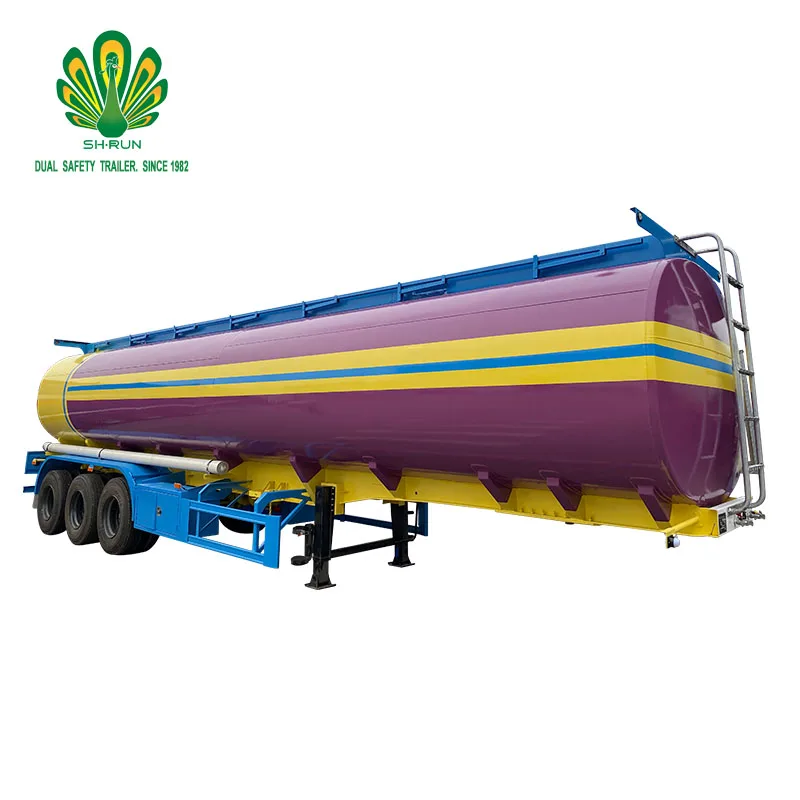 Автоцистерна из углеродистой стали для топлива 3 оси 4 отсека механическая подвеска топливный бак