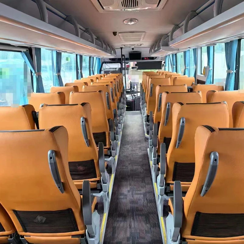 Kinglong 6125 second-hand bus  50 Seats Bus  Left hand drive for sale