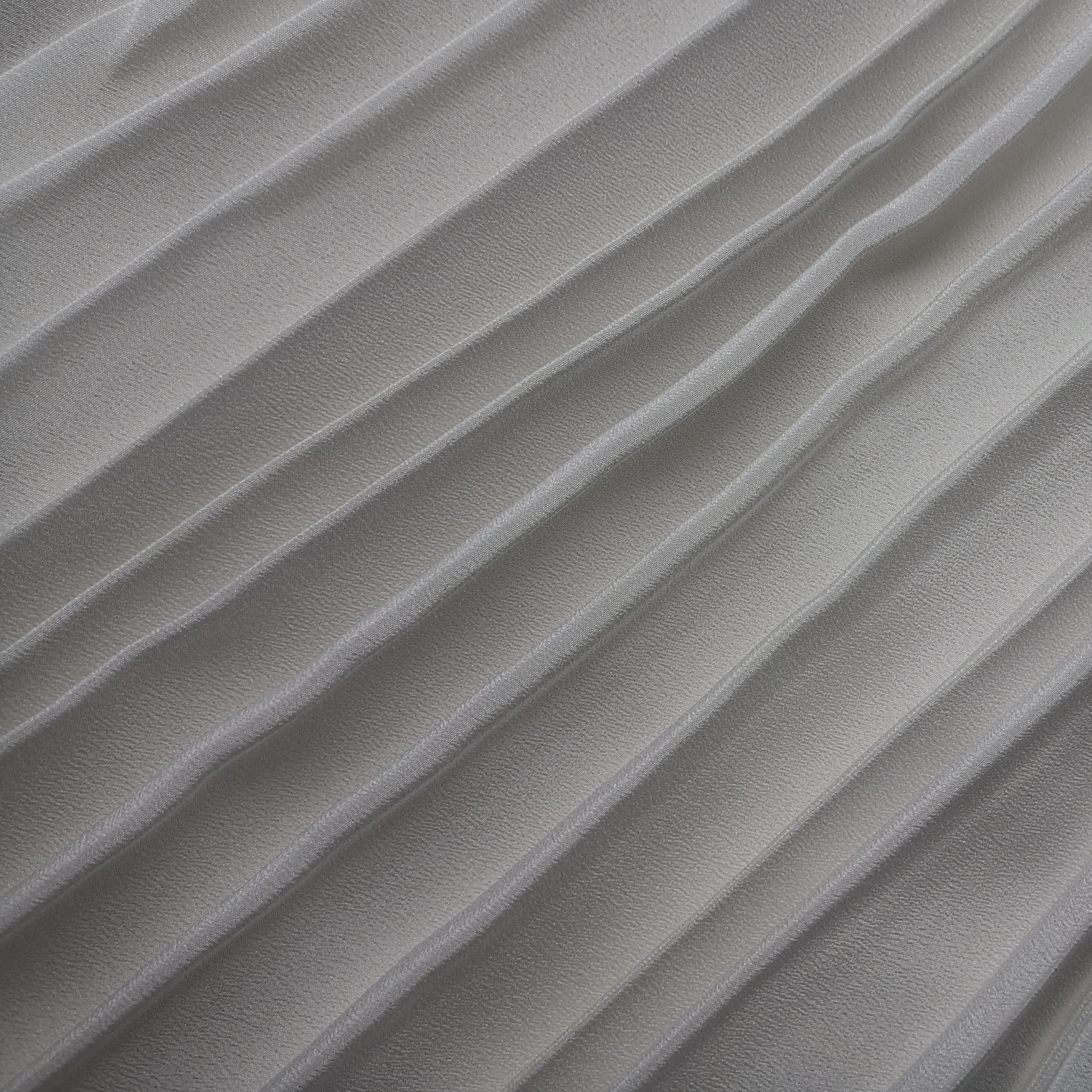 Pure mulberry silk crepe de chine  light weight  for silk scarves  dress lining fabric 90cm 12mm