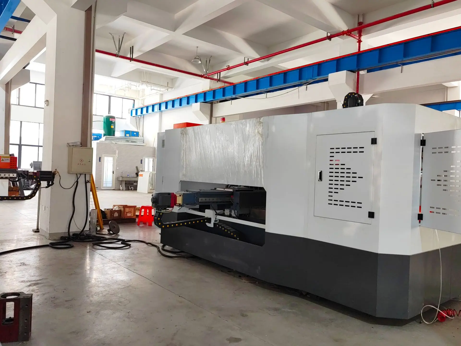 Hevay Duty Large CNC Metal Spinning Machine  For Iron Copper Aluminum Spinning Forming