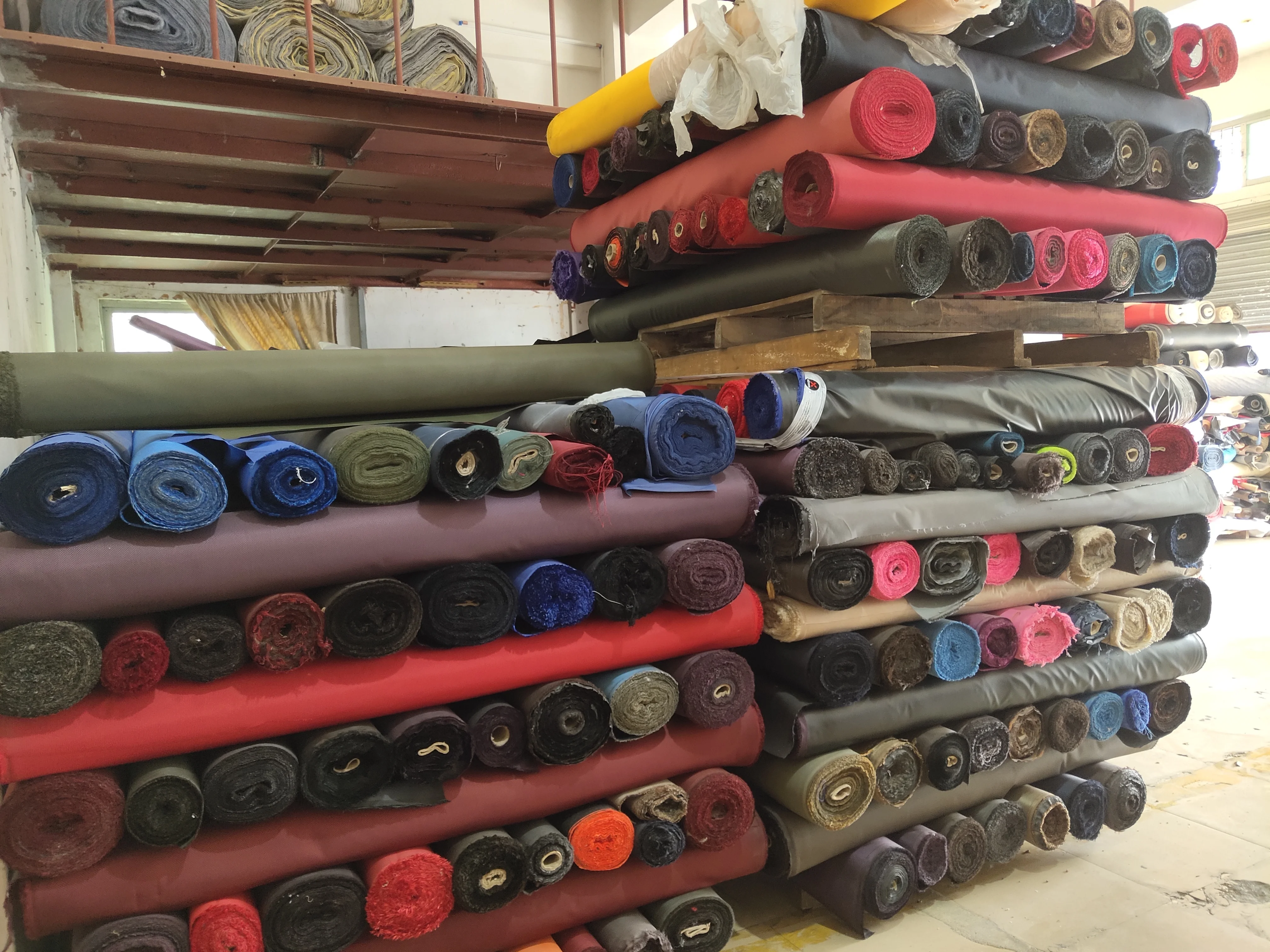 High Quality 100% Polyester Jacquard Woven Oxford Fabric EN PVC Coated Cheap Stock Fabrics Beautiful Outdoor Pattern Guangdong