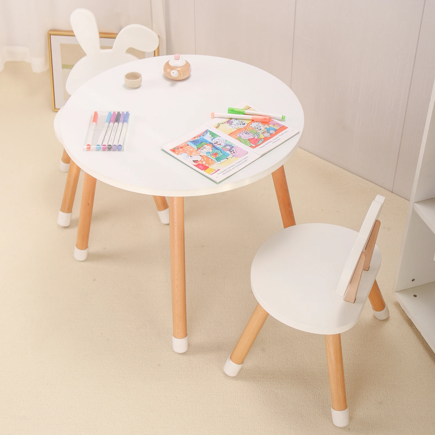 Montessori Furniture Wood Kids Circle Table and Chair Set Child Study Table White School Furniture Set Student Desk and Chair