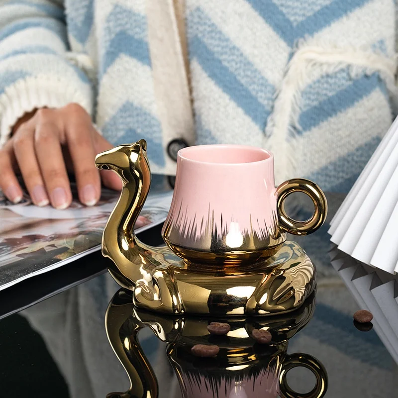 TAOXIN 90cc Ceramic Camel saucer and mug set  with golden handle and design 6 sets