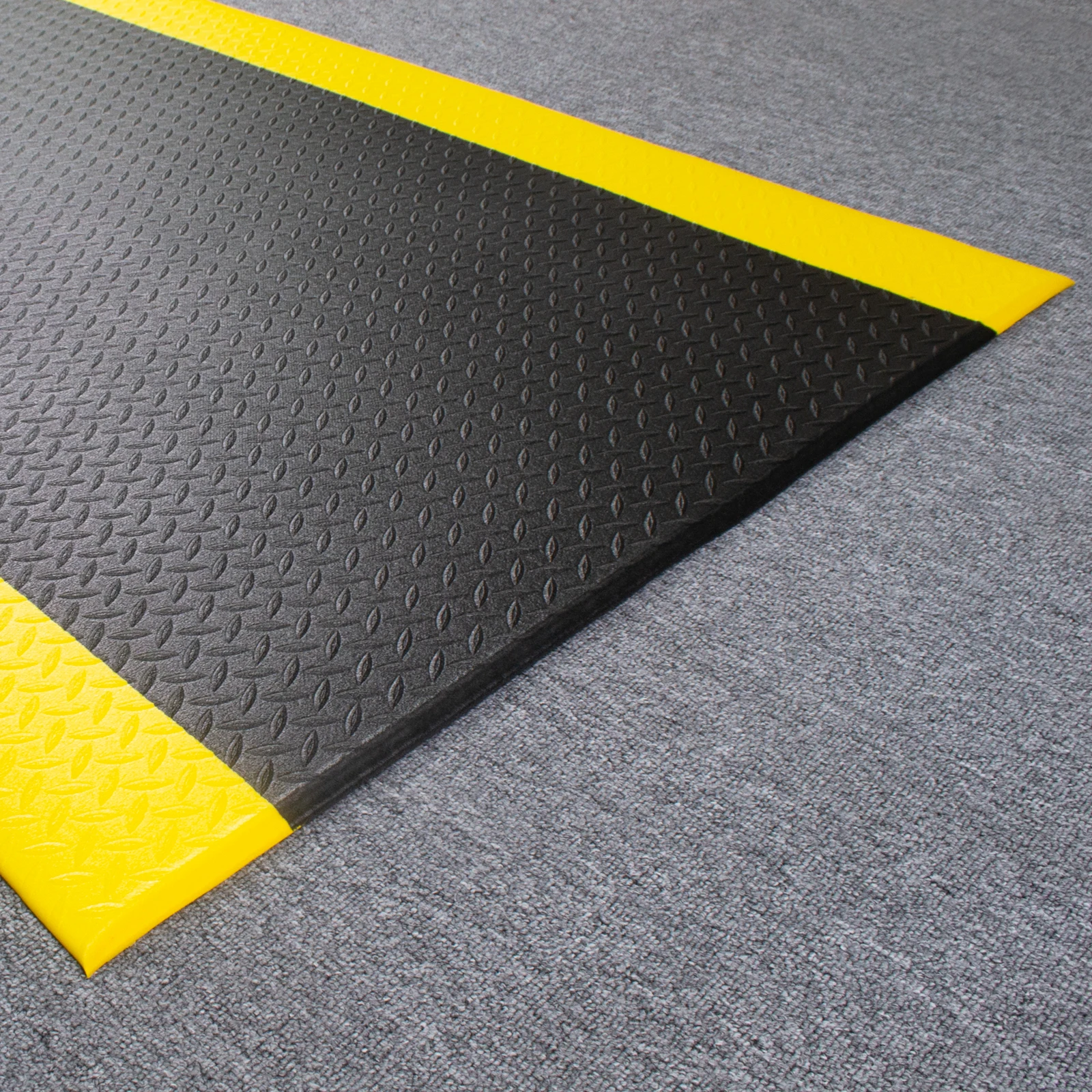 Durable Heavy Duty Diamond Plate, Soft Sponge Ergonomic Mat, Non Slip Waterproof Floor Mats for Commercial&Industrial Work