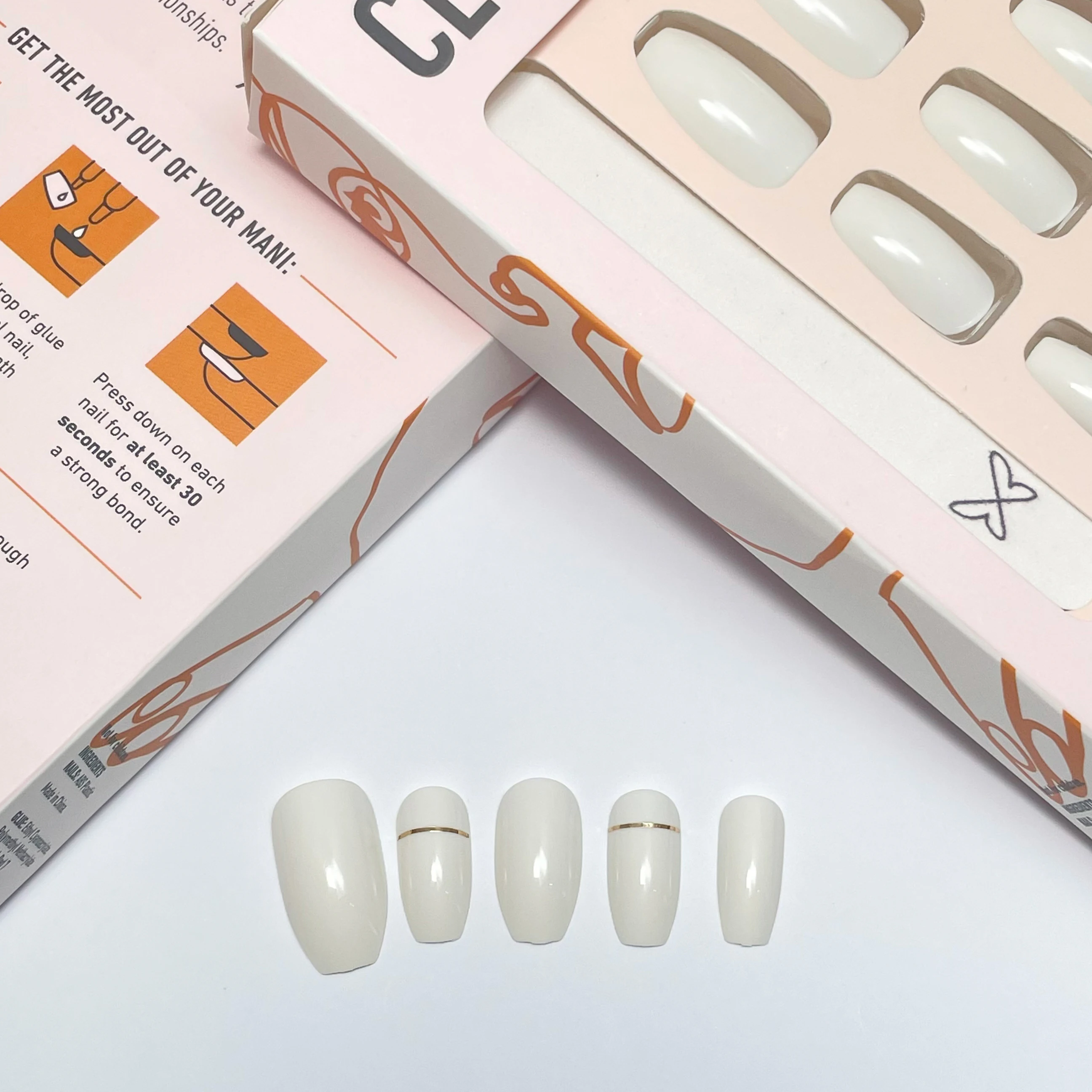 CFF110 Golden Line White 3D Press on Nails Salon Style ABS Design Reusable and French Manicure Model Print Packaging