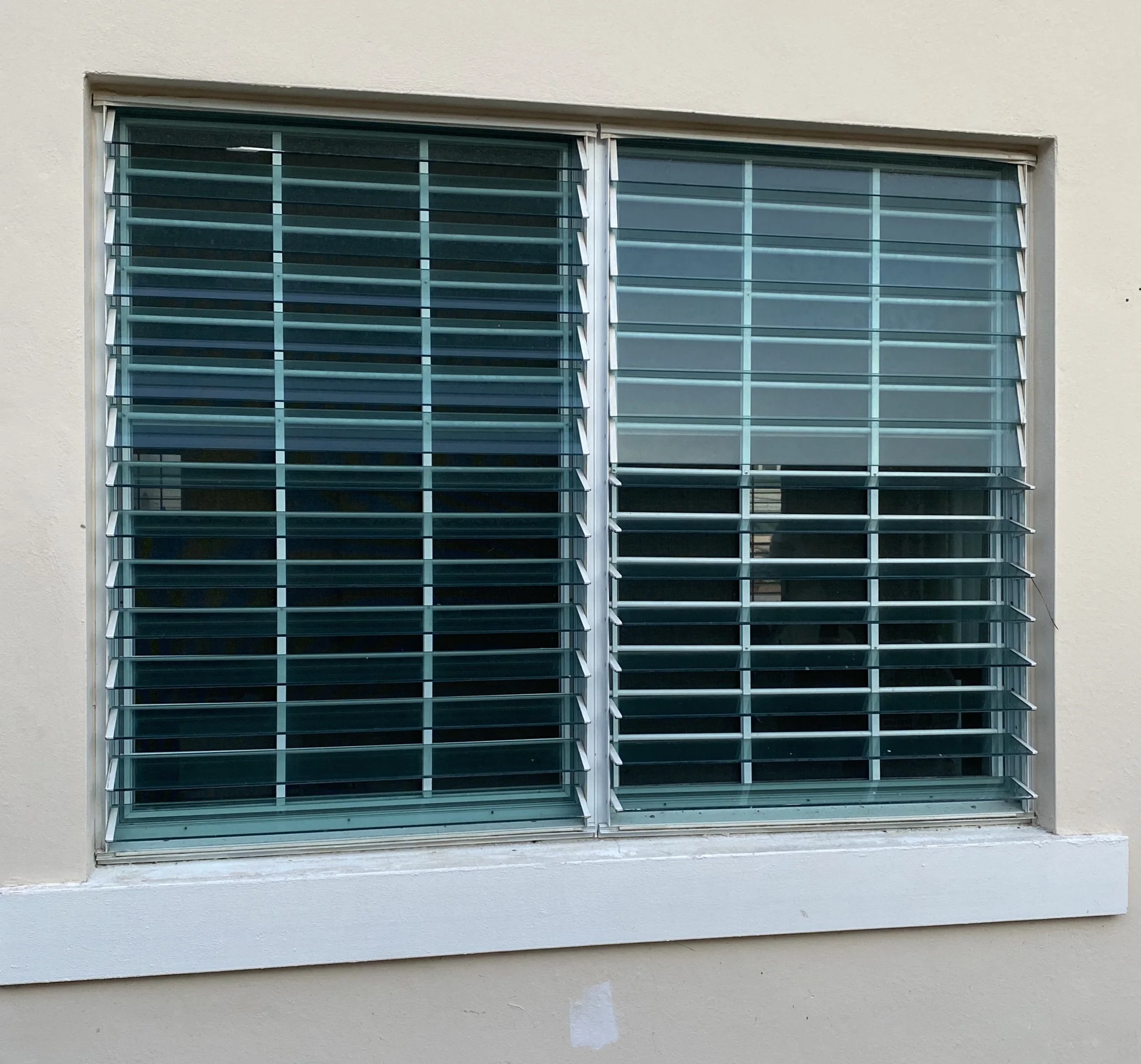 TOMA aluminium glass louver window aluminium frame electric or manual louver blind automatic glass louver