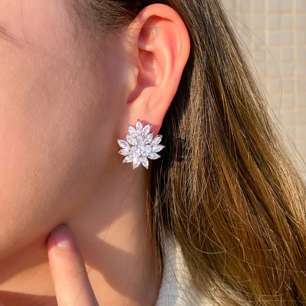 Dropshipping Flower Shape Stunning White Cubic Zircon Wedding Women No Hole Ear Clip on Earrings Without Piercing Jewelry