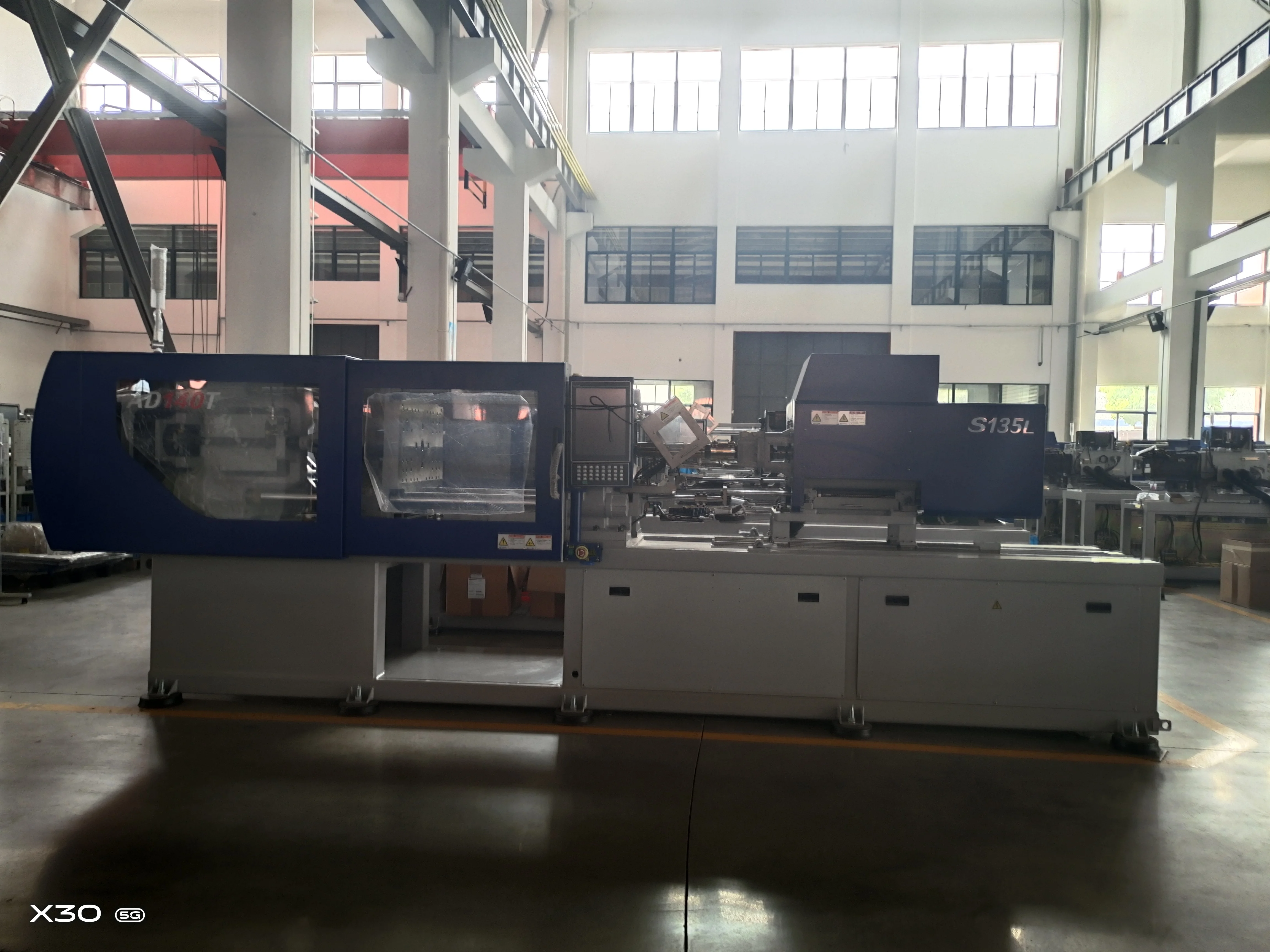 Manufacturing Disposable Assembly Making Plastic Medical Syringe Injection Molding Machine