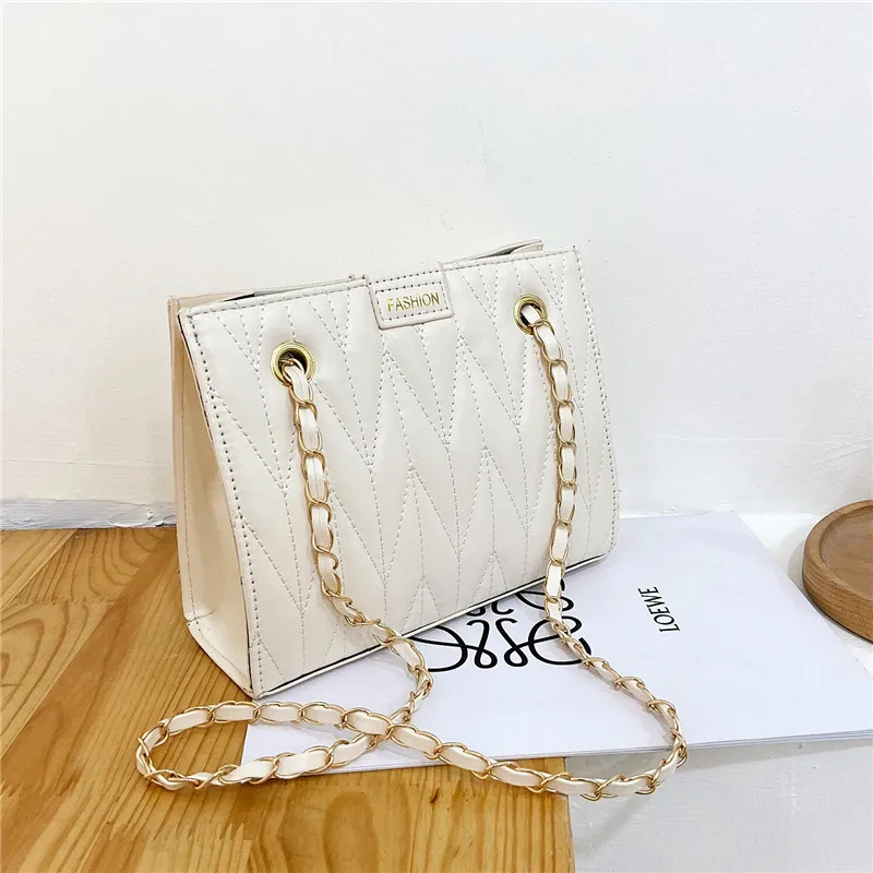 Wholesale cheap designer luxury wallet Fashion lady chain Shoulder Bag  Handbag woman