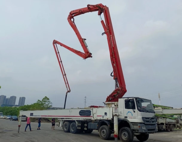Used Concrete Pump Truck Concrete Boom Pump Putzmeister for Sale