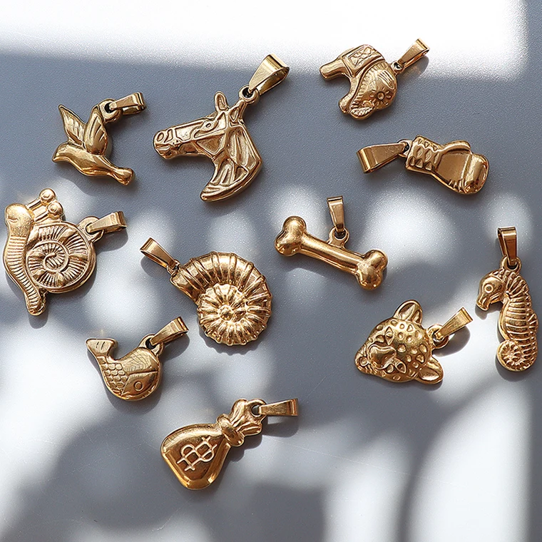 New Arrival Women 18k Gold Plated Stainless Steel Snail Fish Elephant Horse Animal Pendants for Necklace