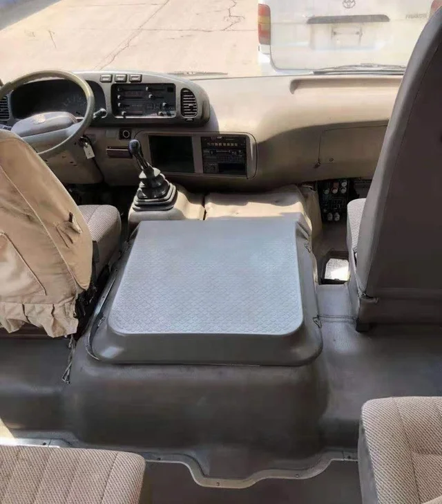 2013 Original Used Japanese to yota coaster  Bus,  30 Seats  15B 1hz Diesel Engine Manual