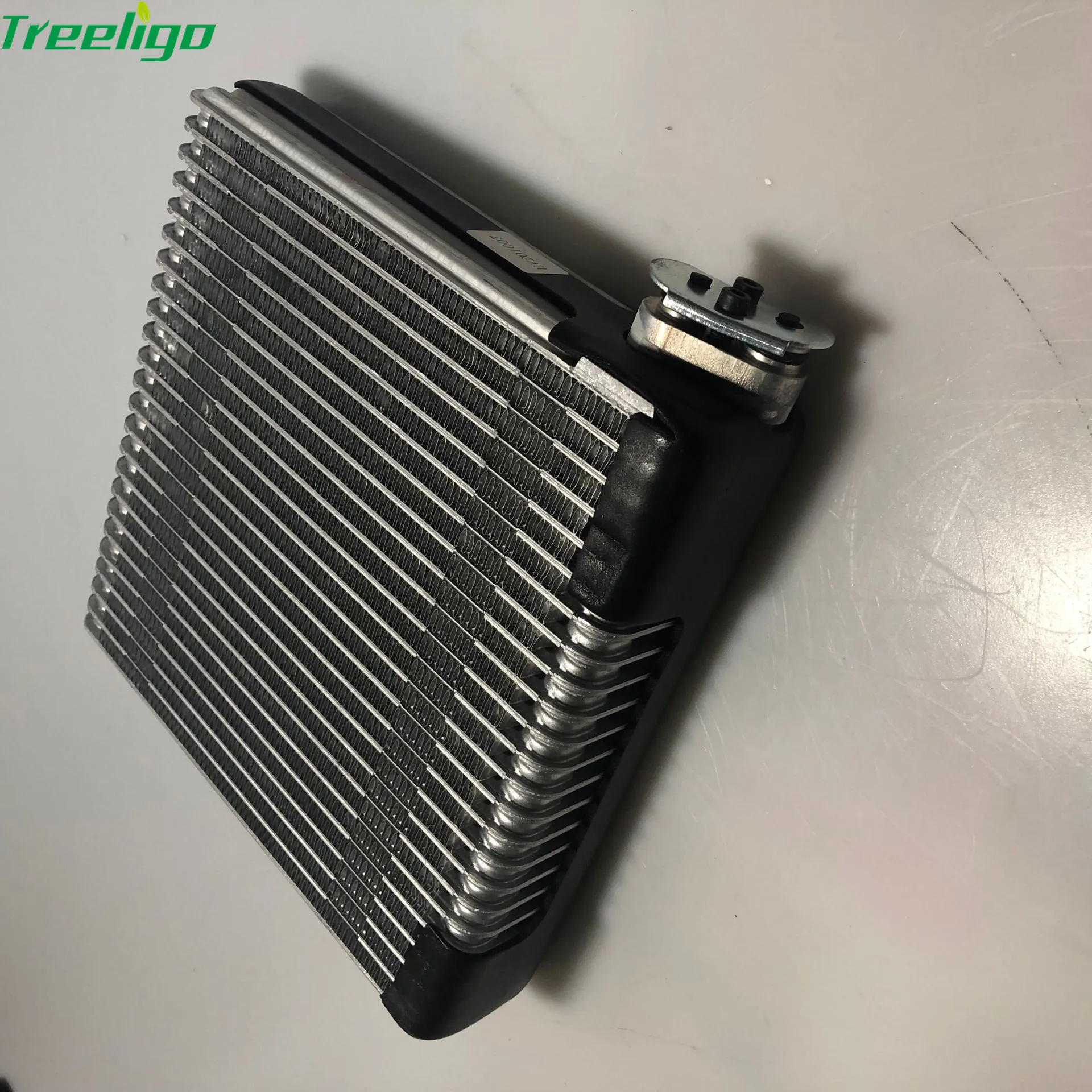 Auto air conditioning evaporator Cooling Coil for T-OYOTA COROLLA EX/MATRIX ALTIS 2003-2004