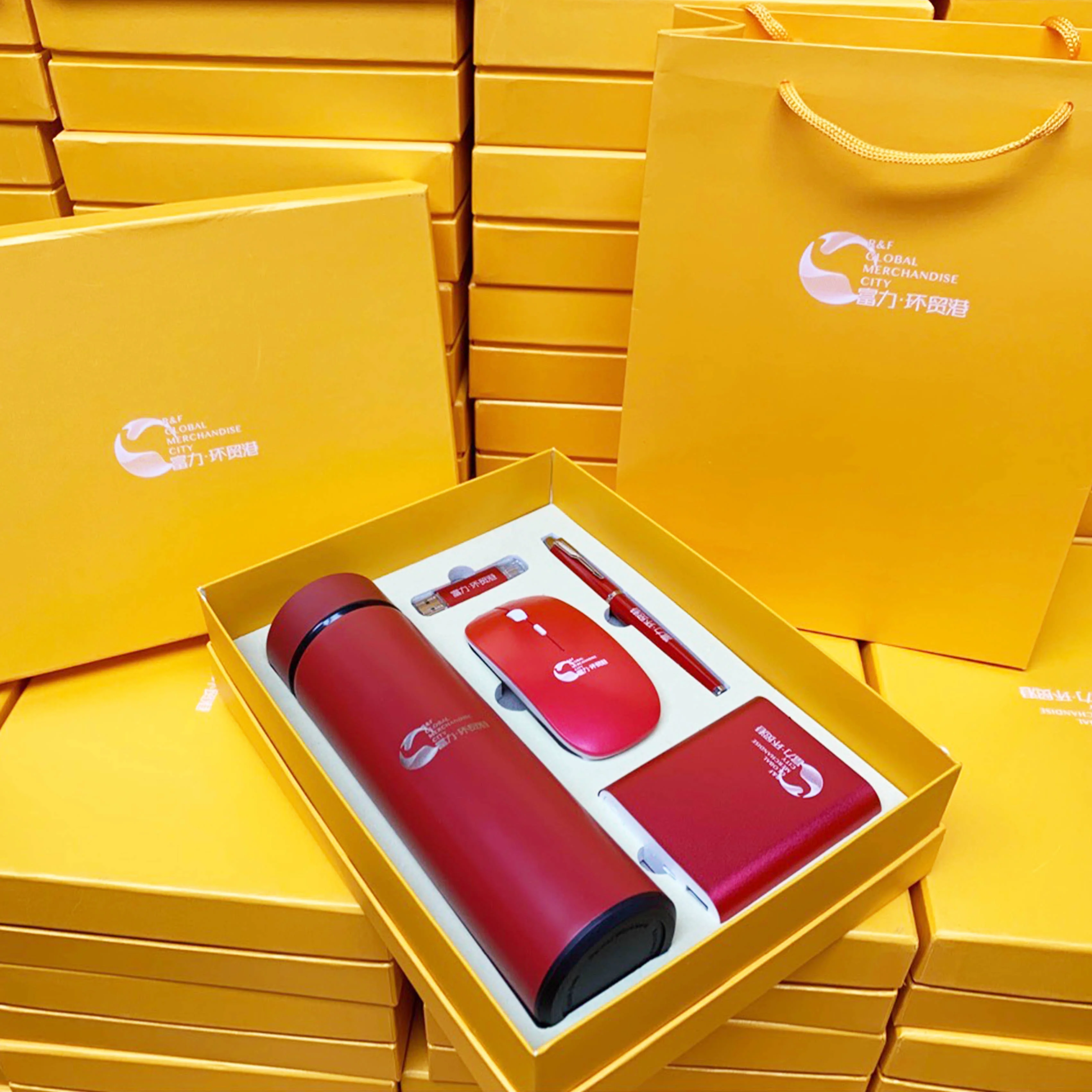 Custom Wooden Bamboo Agenda Diary birthday gift best selling  gadgets gift set for Christmas corporate gifts