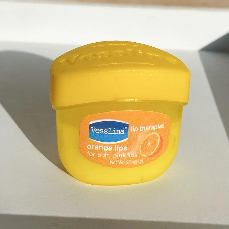 Fruity Lip Balm Men and Women Repair Lip Care Hydrating Moisturizing Anti-chapped  Private Label Lip Balm