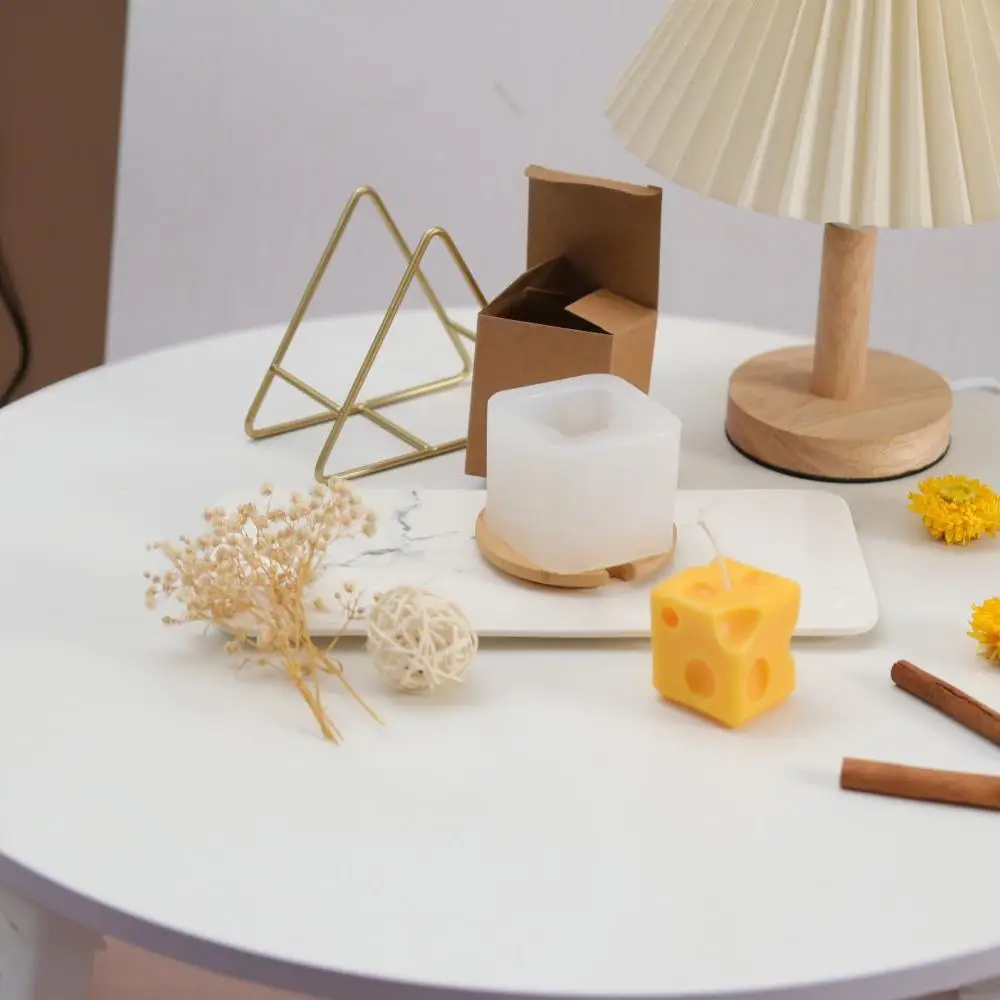 CE automatic wax filling machine constant temperature filling equipment autumn and winter moisturizing products factory