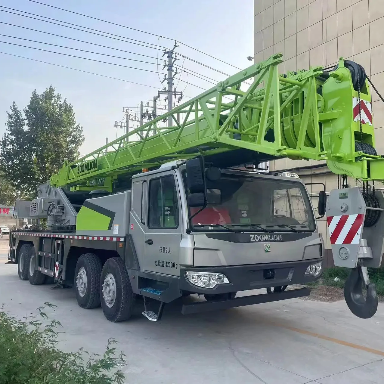 Используемый Zoomlion 2020 QY55VF532 в наличии Шанхае Китай по низкой цене мобильный кран китайский для продажи