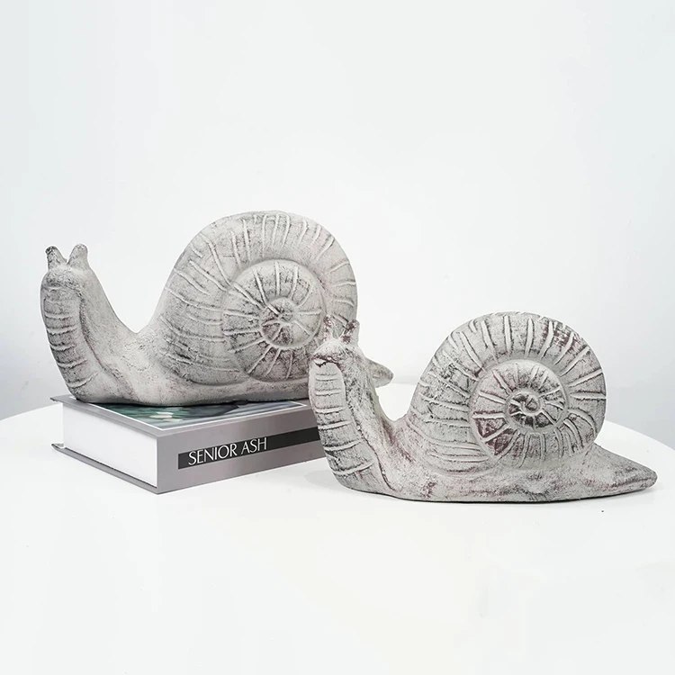 Modern unique handmade cement snail handicrafts garden interior decoration home accessories in stock