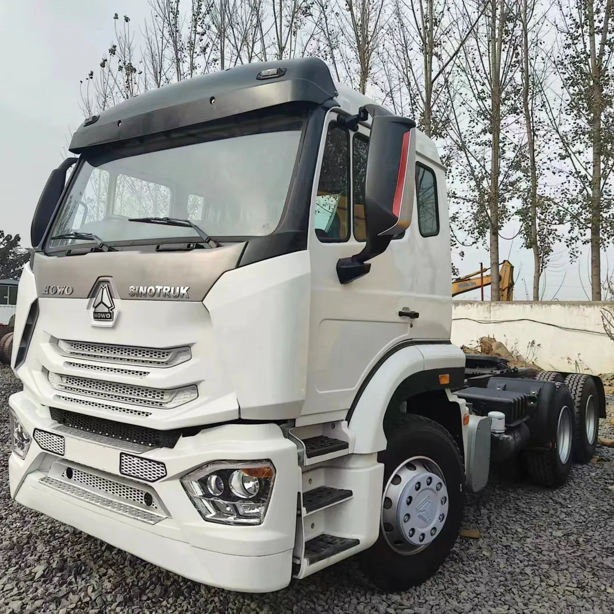 Hot Sale Right Hand Drive Second Hand Refurbished Hohan Manual Transmission Tractor Truck Head