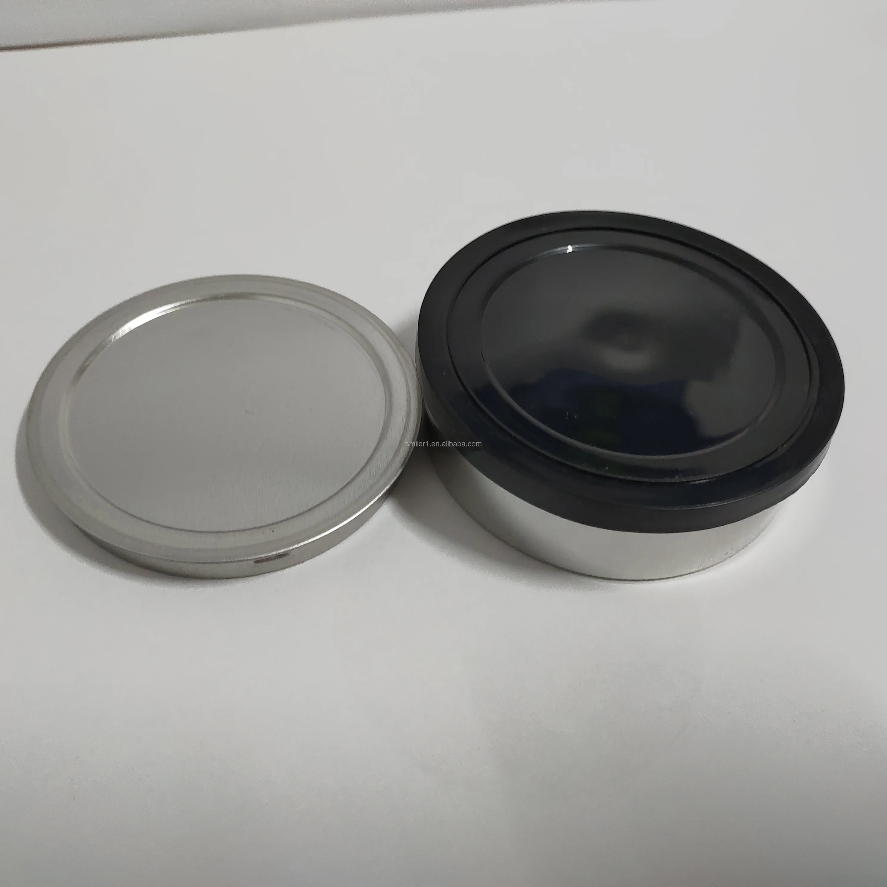 
Cali pressitins custom flavors logo stickers hand close press it tin tuna can for herb 