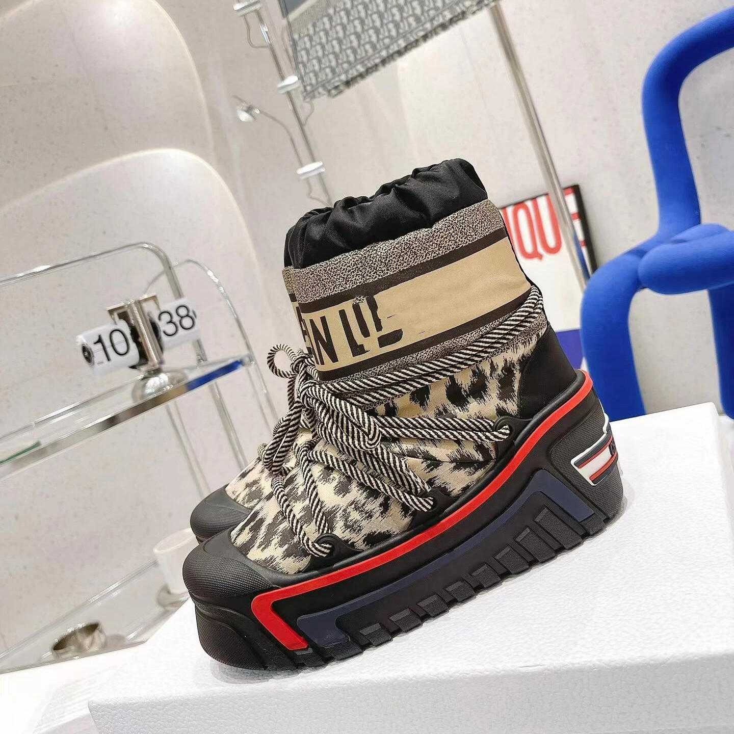 Новинка Осень-зима 2021 женские ботинки на толстой подошве и бархатной подкладке женские короткие ботинки