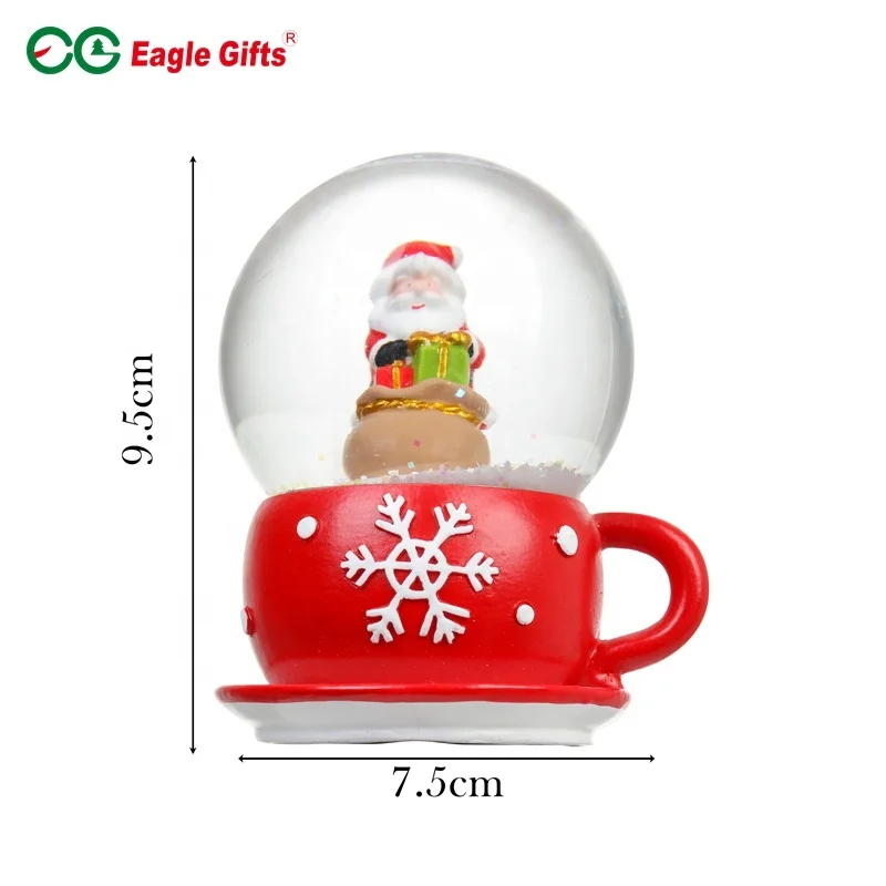 EAGLEGIFTS Hot Sale Resin Custom Made Christmas Water Polyresin Snow Globe Christmas Gift