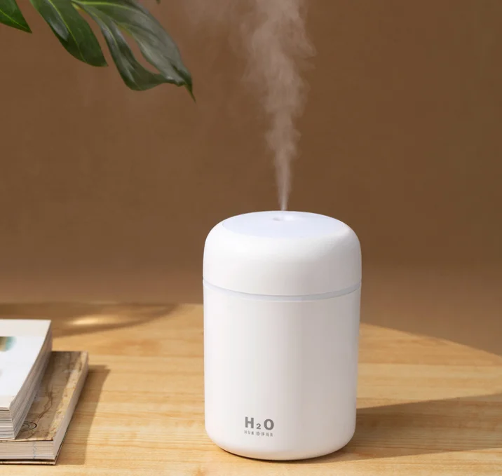 300ml Cup USB Air Humidifier Ultrasonic Mini Car Mist Maker Humidifier With 7 Colors LED Lights Mini Office Car Air Purifier