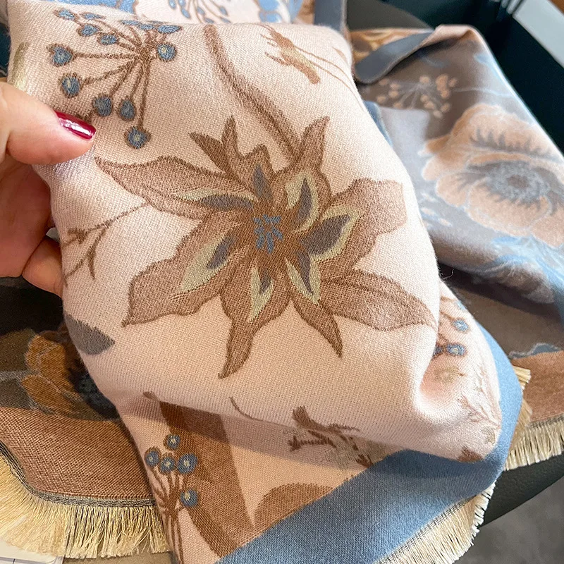 Manufacturer luxury winter warm thick cashmere scarf women stylish Flower pattern designer winter cashmere shawls pashmina scarf
