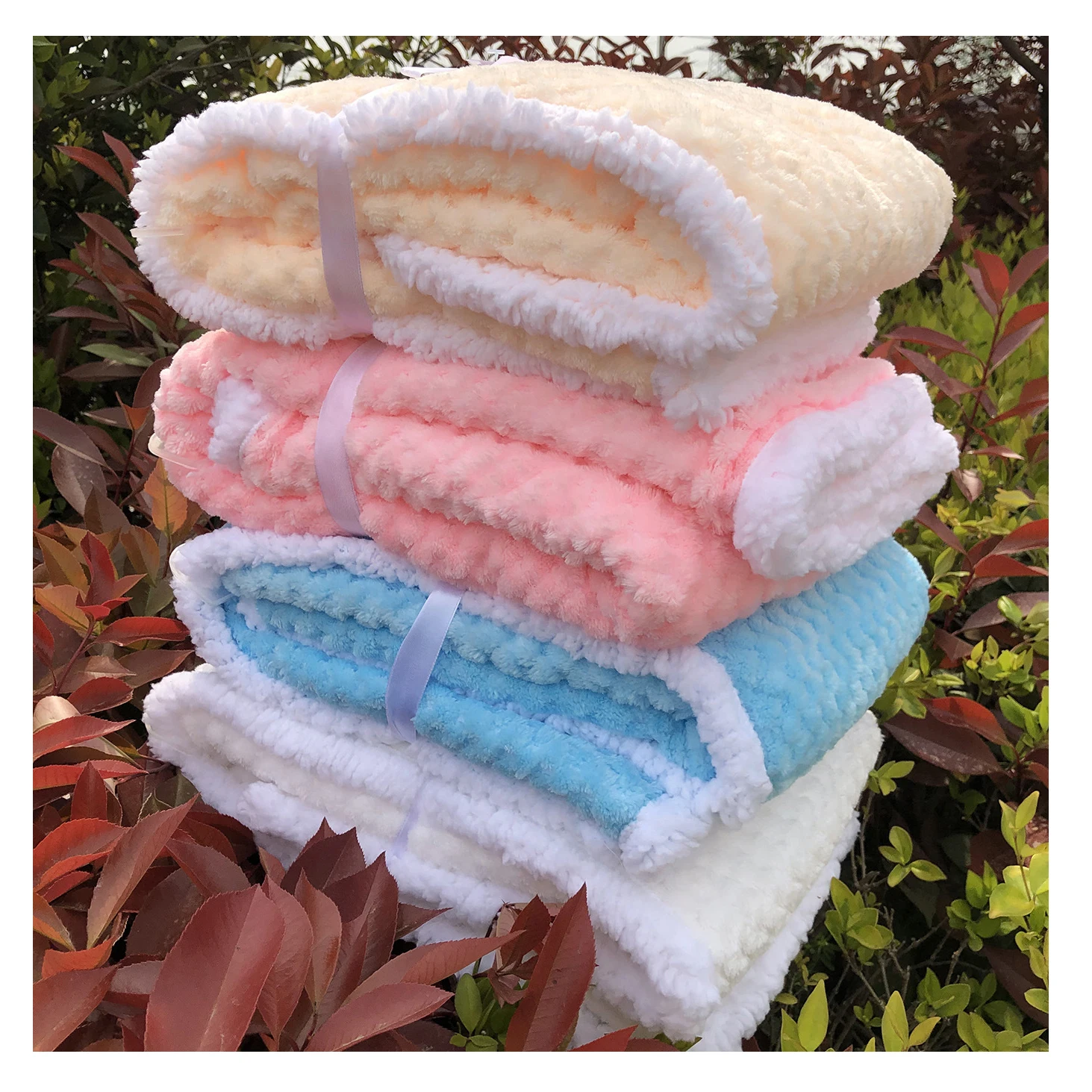 New Autumn Winter Newborn Swaddle Blanket 2-Layer Soft Coral Fleece with Animal Pattern Thick and Warm Baby Wrap