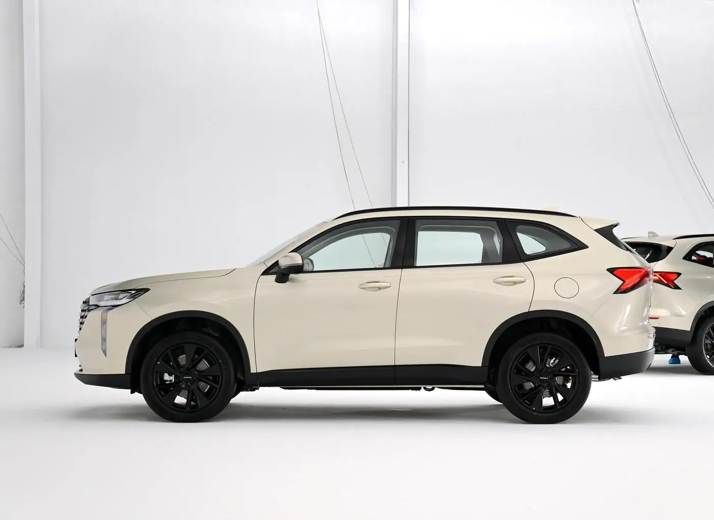 Низкая цена газовые автомобильные двигатели Haval H6 Китай большие настенные Suv 1 5 t гибридный автоматический внедорожник в Китае товары для автомобилей подержанных 0 км