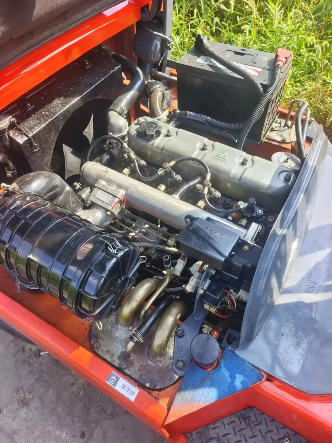 1.5 Ton Diesel Mini Forklift with Side Shift Fork Positioner CPCD15  in China